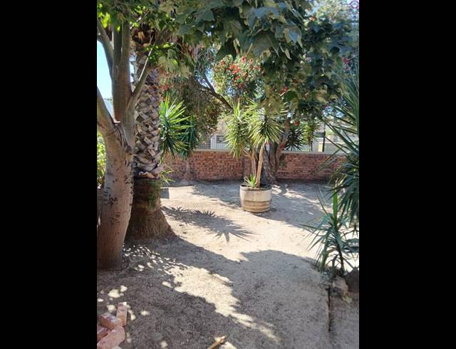 2 BEDROOM PROPERTY TO RENT IN WINDSOR PARK